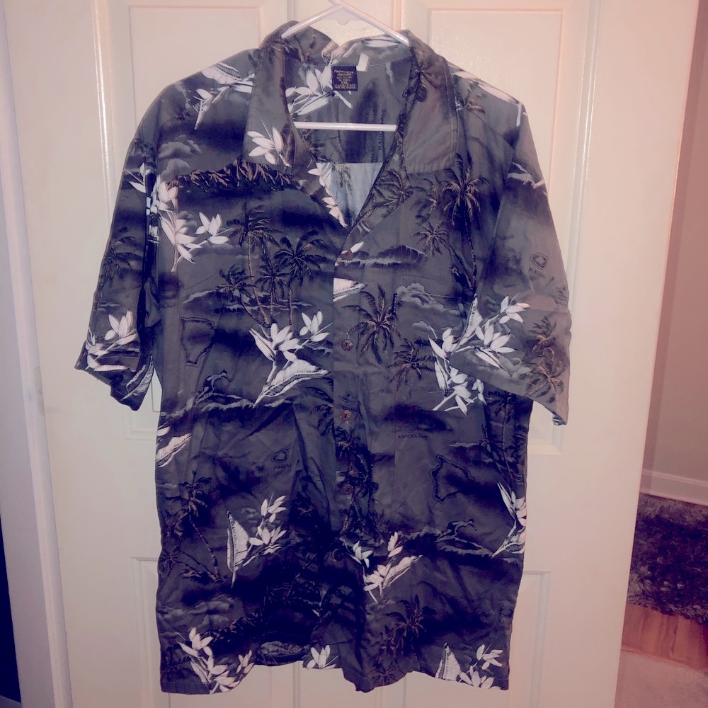 Mens short sleeve button down shirt